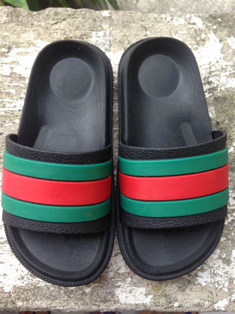 fake youth gucci slides